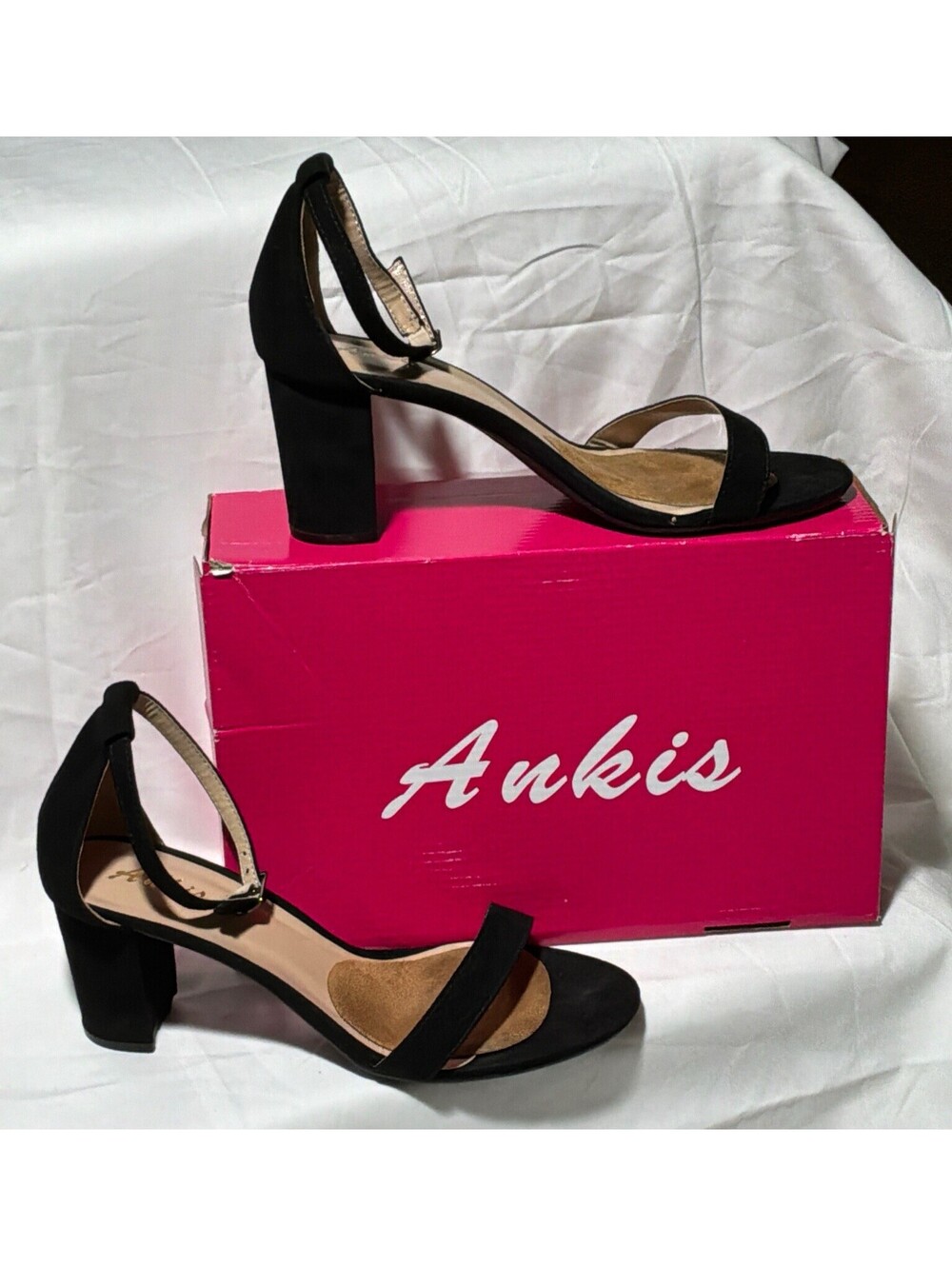 Woman Size 9 Open Toes Ankle Strap Chunky Block Heels